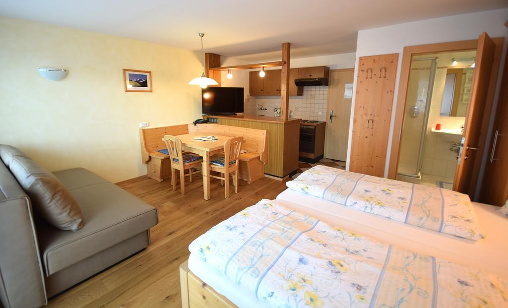 Gaestehaus Waltl Кримл Екстериор снимка